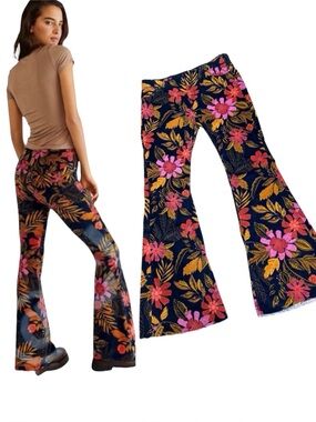 Free People We The Free Rare Find Pull On Floral Bell Bottom Corduroy Jeans
